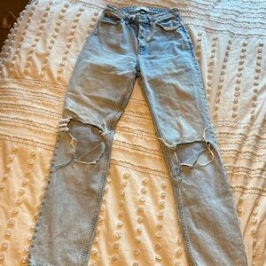 abercrombie and ditch the dad high rise size 26 long ripped jeans